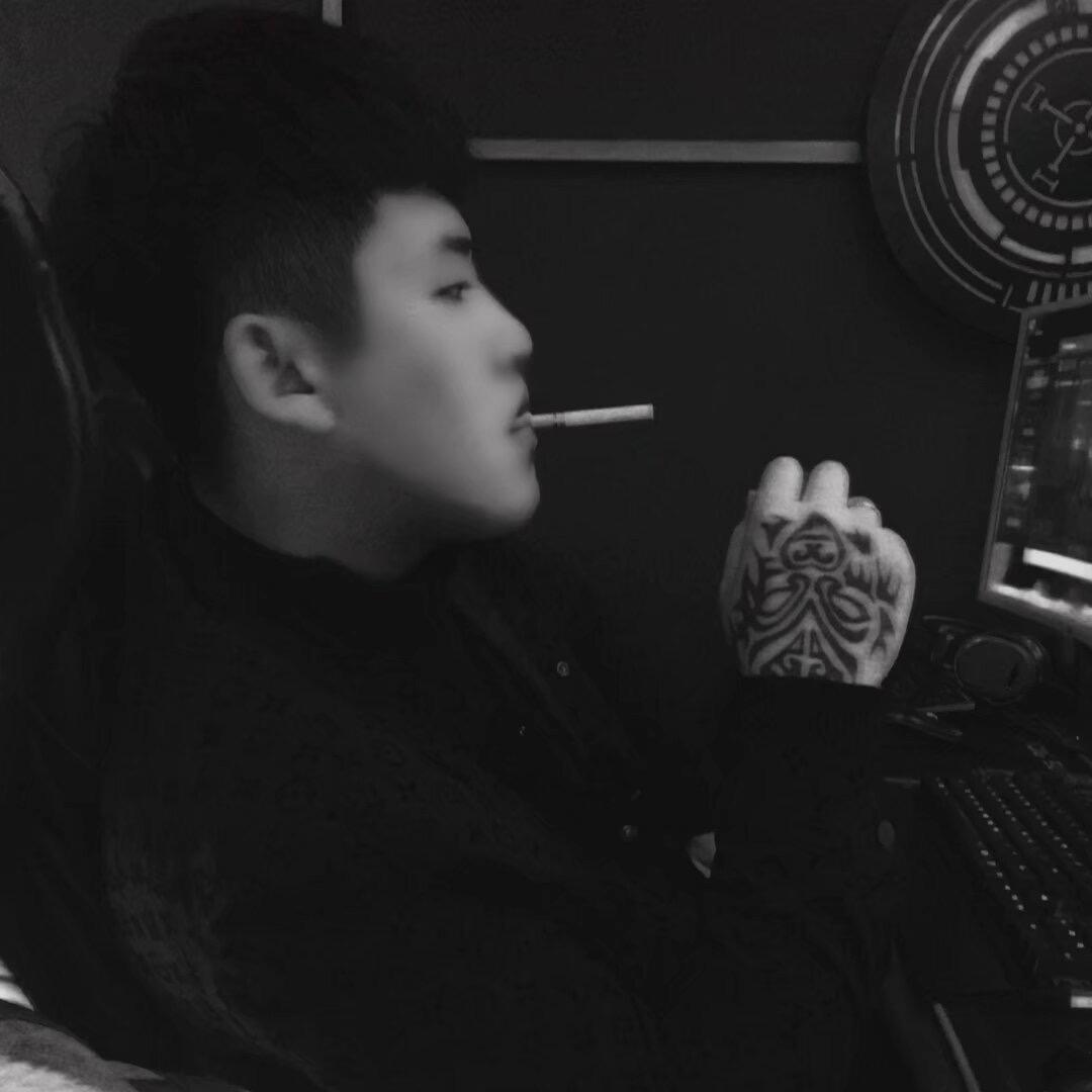 海平面上的男人🌊