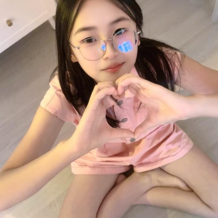瑶瑶^O^帅帅
