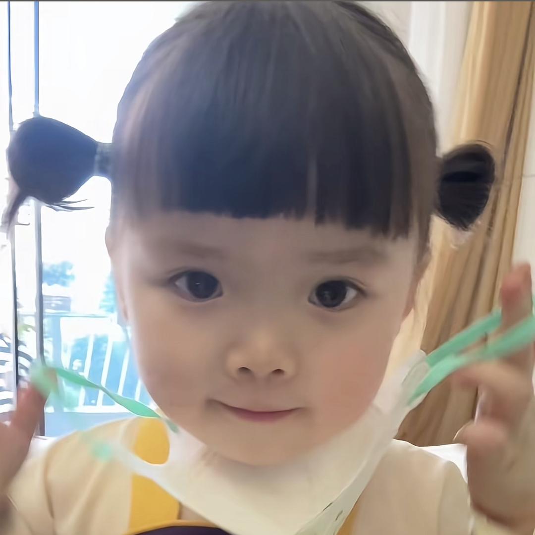 老实的齐刘海