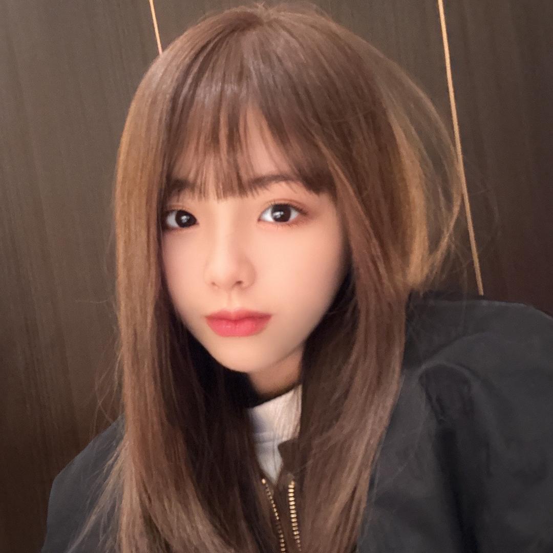 小仔.