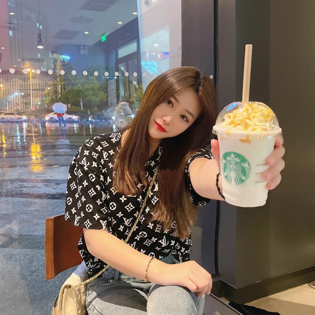 一只小滢妹