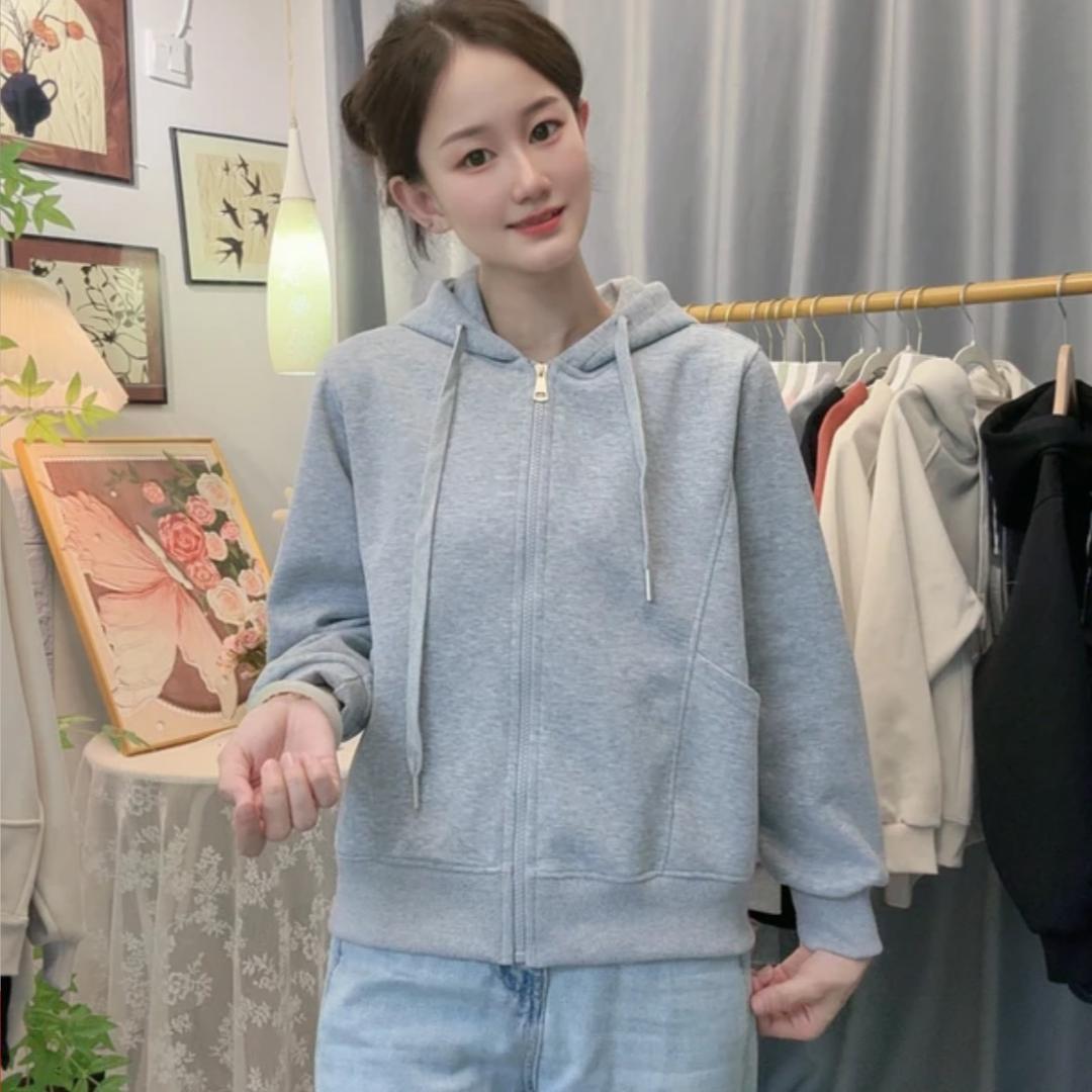 晨熙女装工厂店