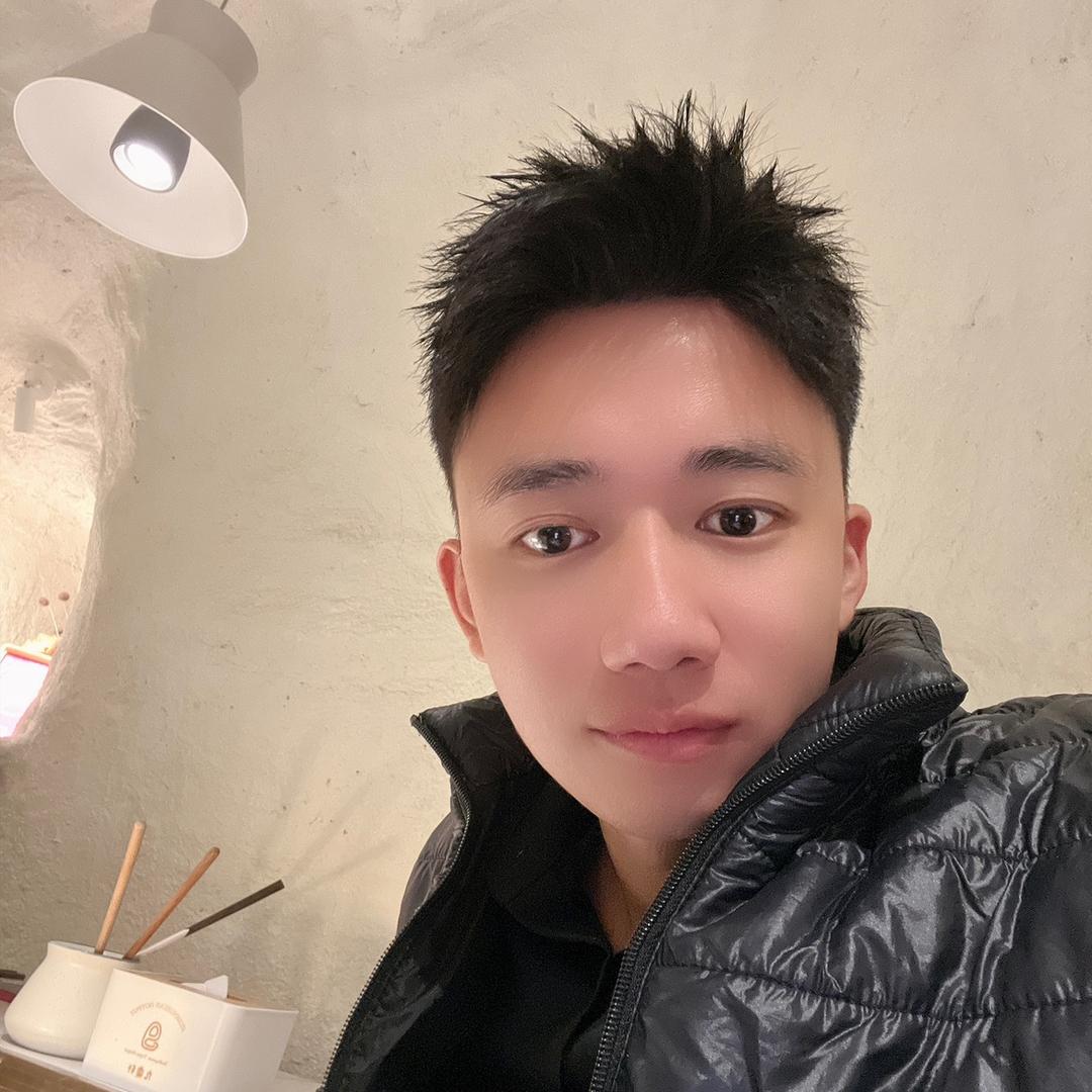 是大熊呀。