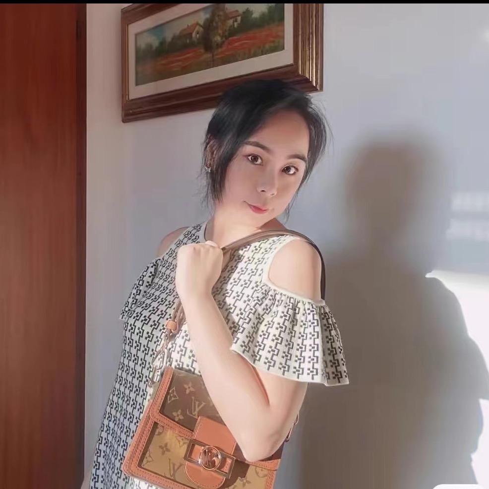 小蒙意博服饰