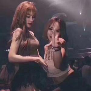 @皇家 1 号酒吧二师兄