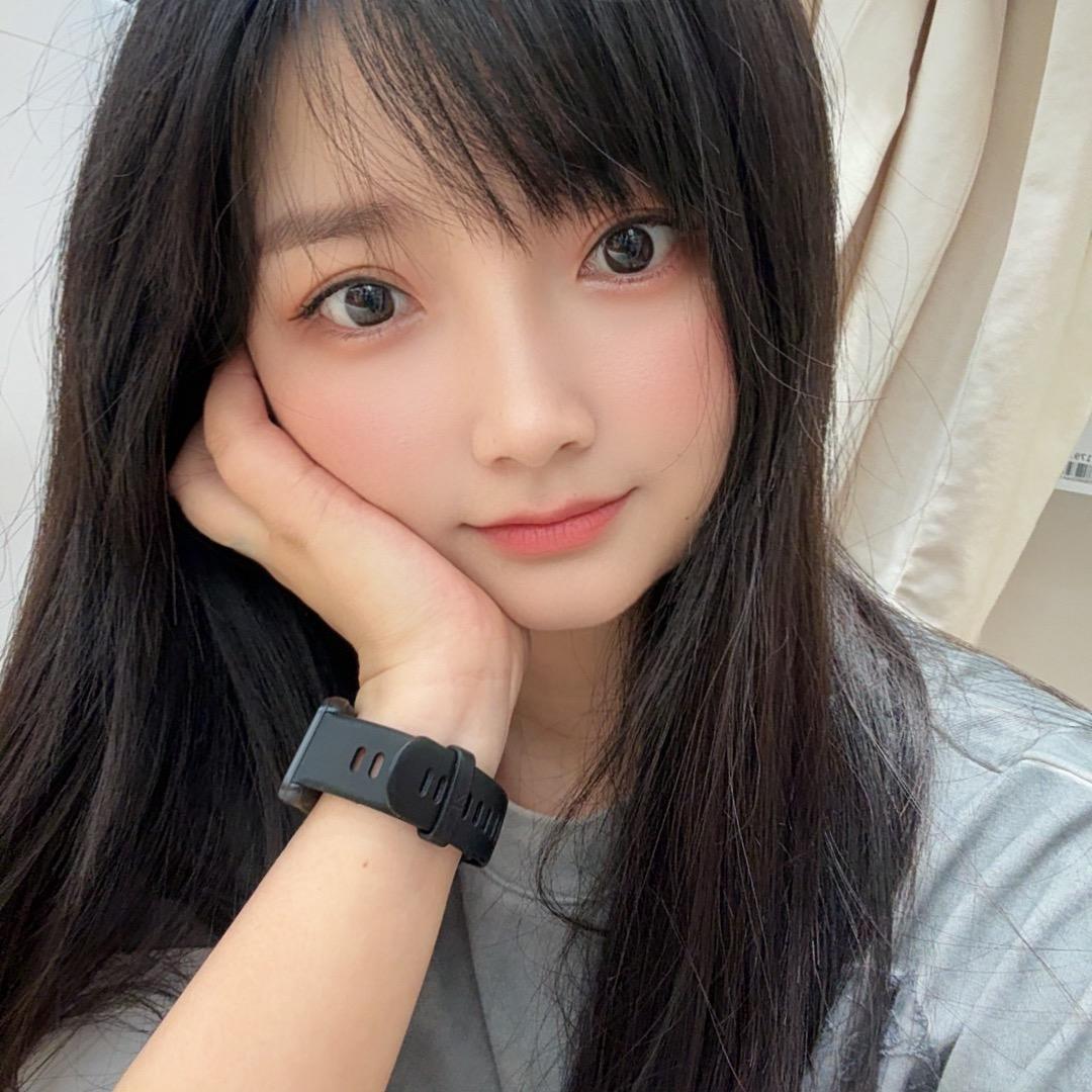 施秉男生女生小珍