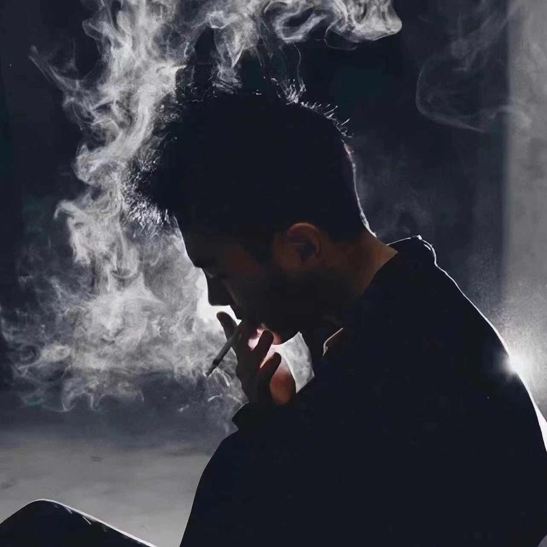花开生两面  人生佛魔间