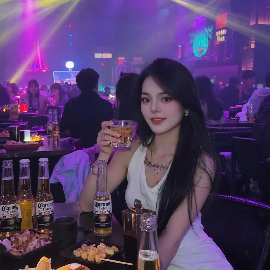 薇薇❤️（在西藏在日喀则）