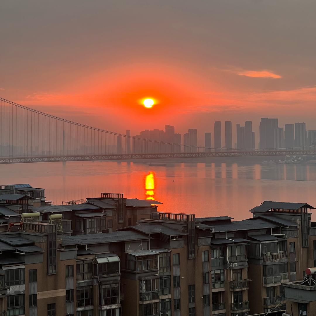 长江紫都紫兰苑业委会