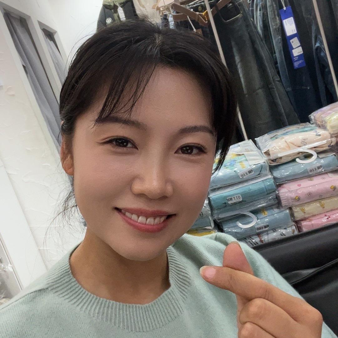 扣扣女装男装童装（新零售体验店）
