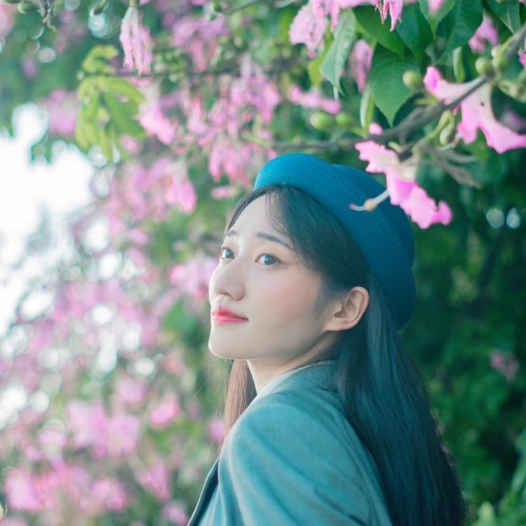 小艺容容♡ •͈ᴗ⁃͈