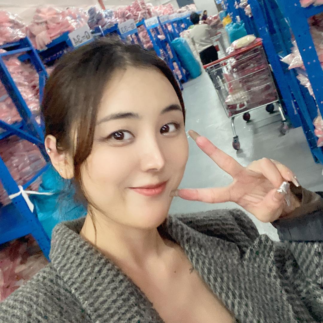 高奢皮草工厂店