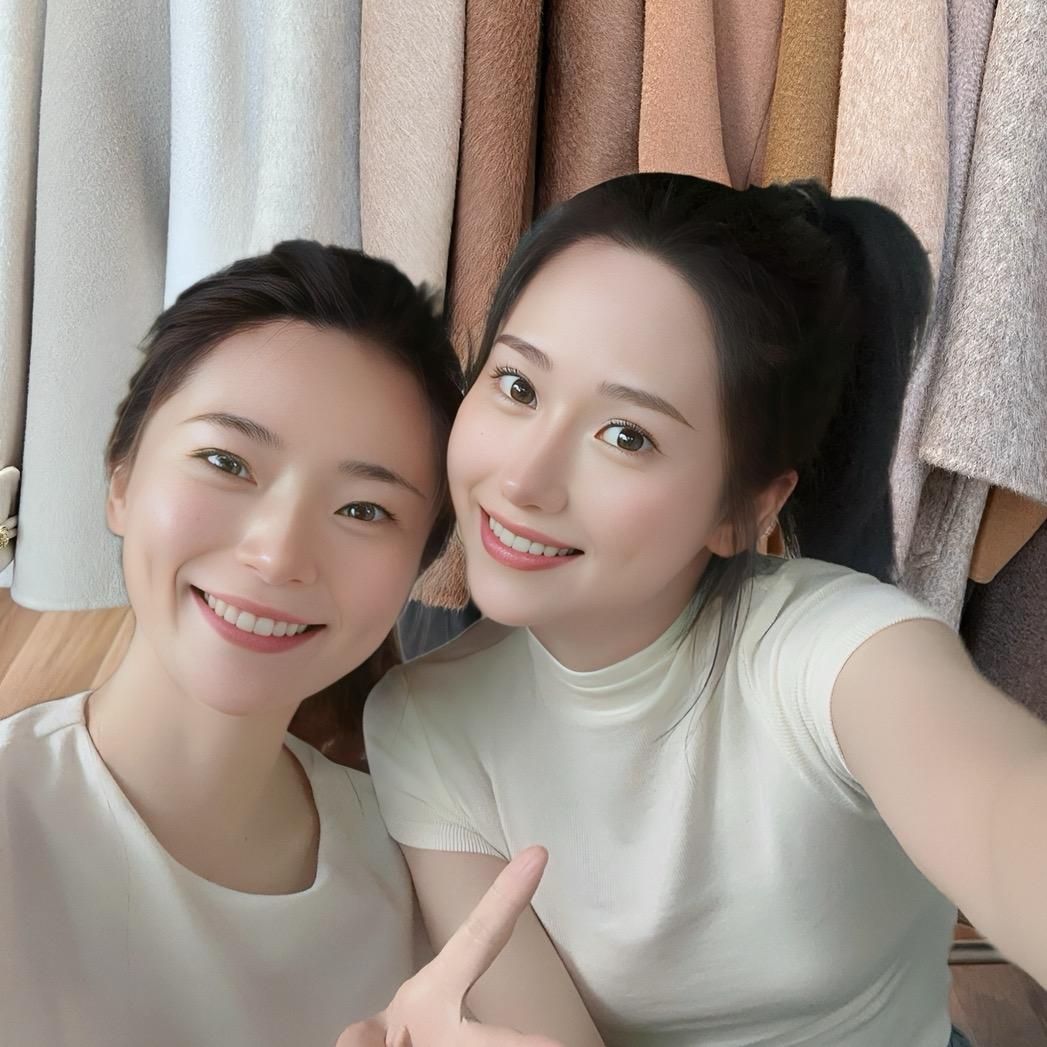 疯狂姐妹羊绒大衣