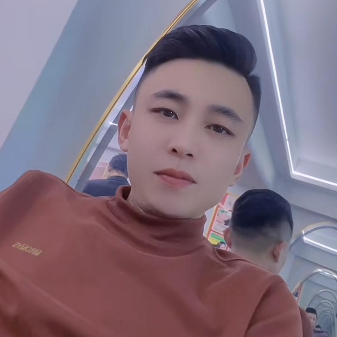 Hello 🫧王先生！