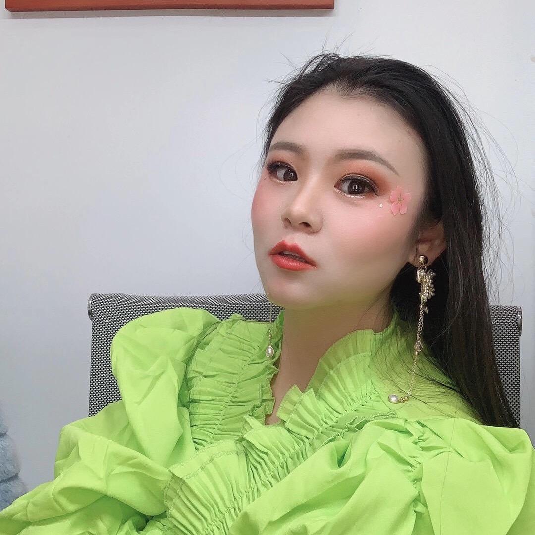 二胎128斤的晓华