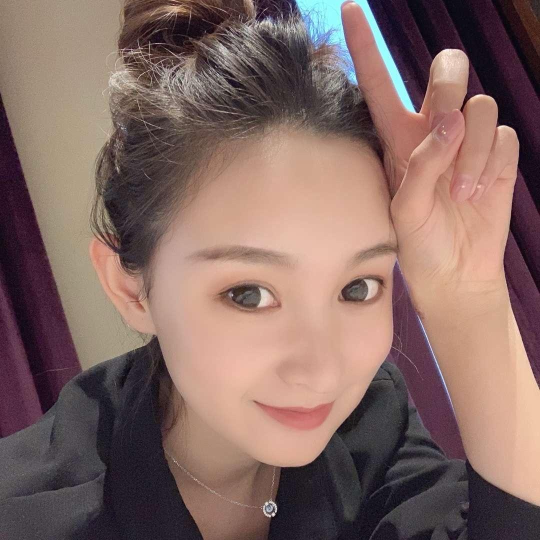 赵美丽.