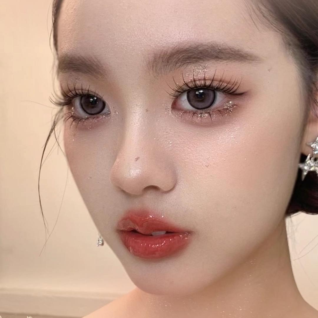 大名七月化妆师雪儿