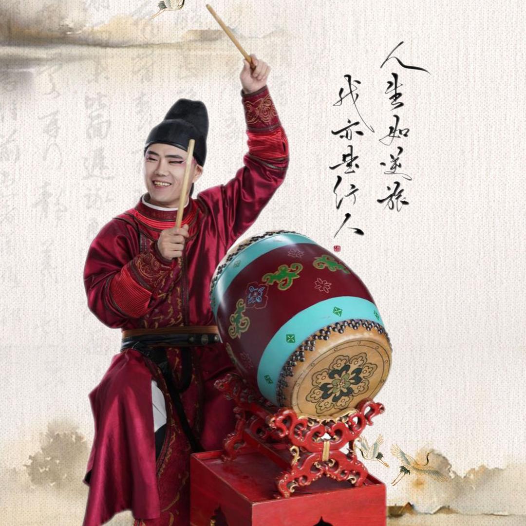 敲鼓的张小五🥁