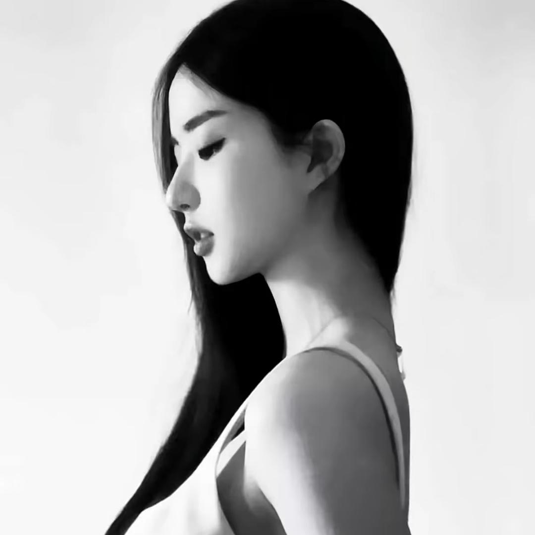 七七-