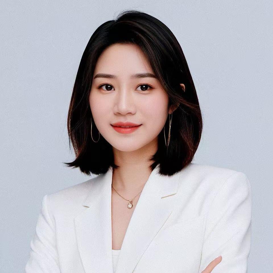 小莉挑家具