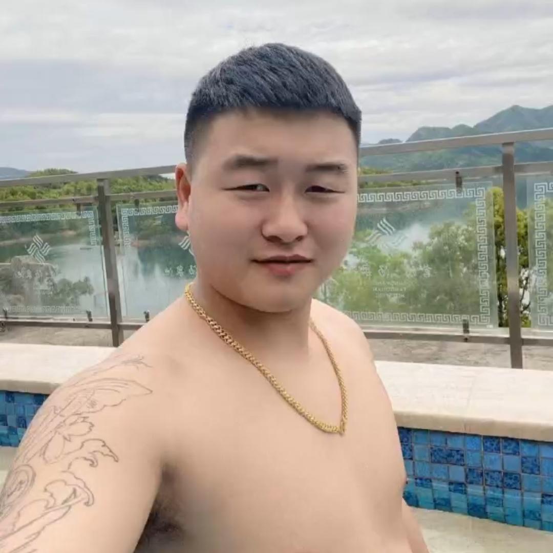 扛把子