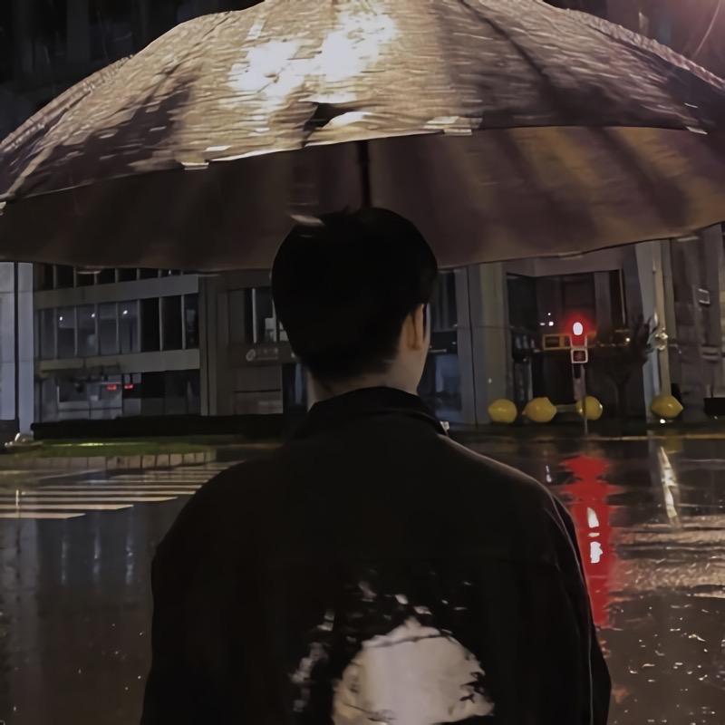 小瞳来了