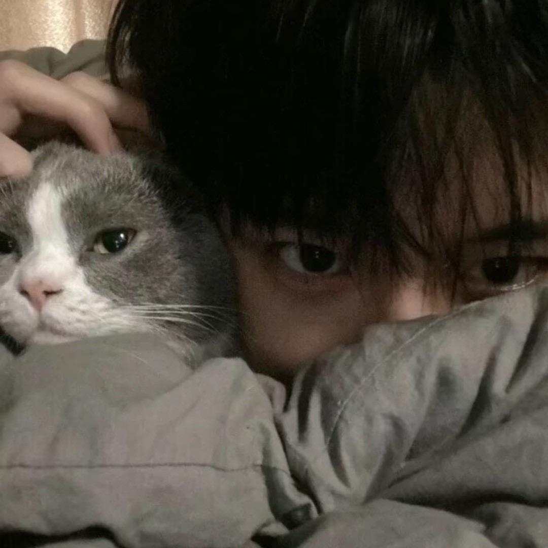 好紧张^