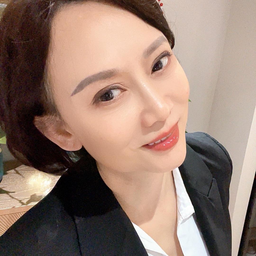彩英宁静