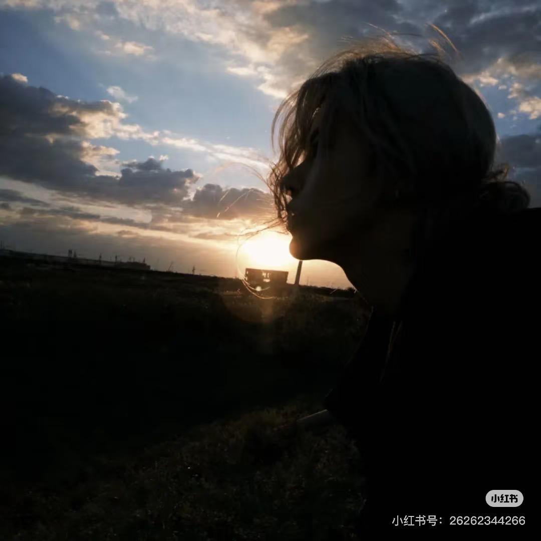 蟹老板的小跟班.