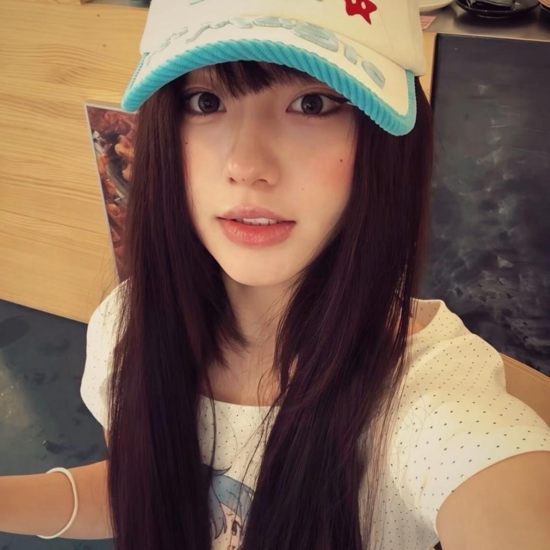 NANA.