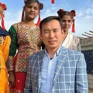 巴铁小飞的故事