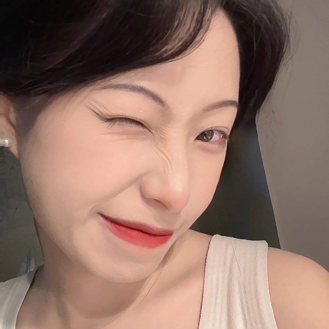 奈奈美莹
