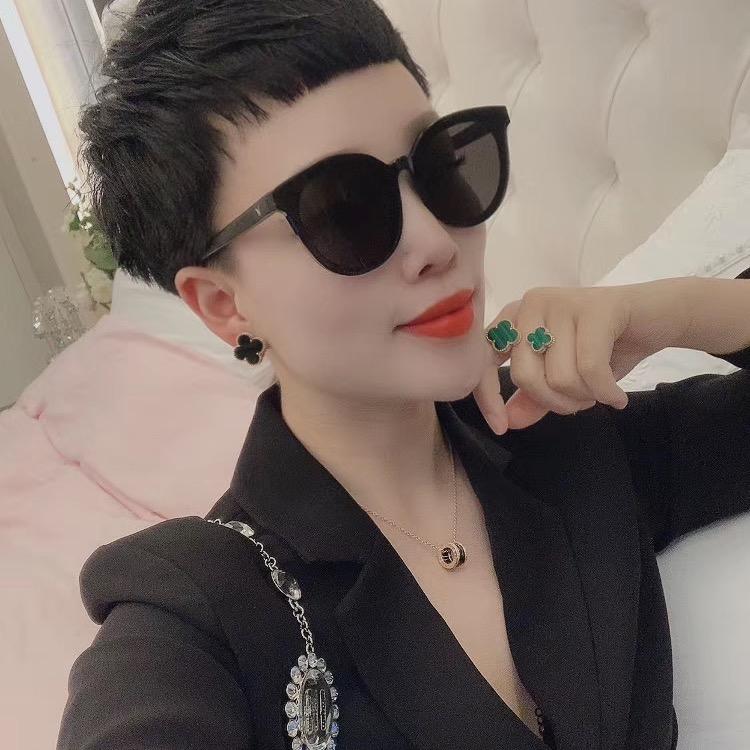 杭州余杭区良渚街道王晓平服饰店
