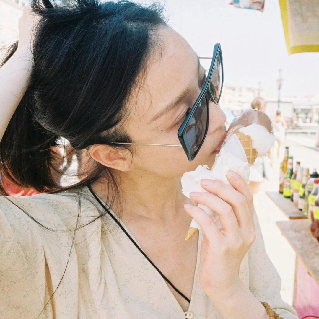 张慧妹-