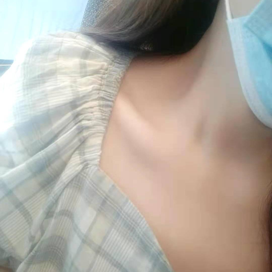 @*浙E_中年少女