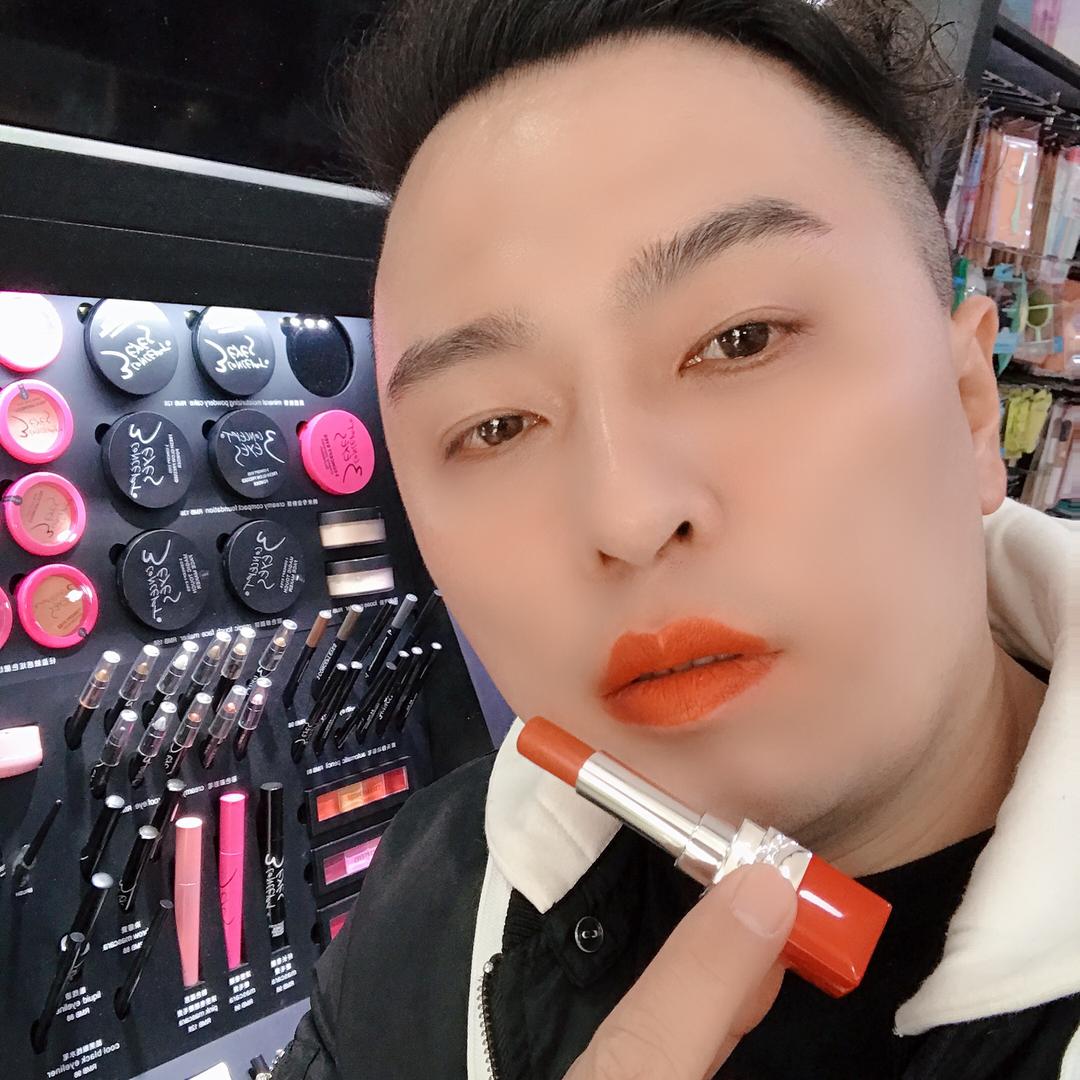 鹏哥💄美妆小铺🌹🌹🌹