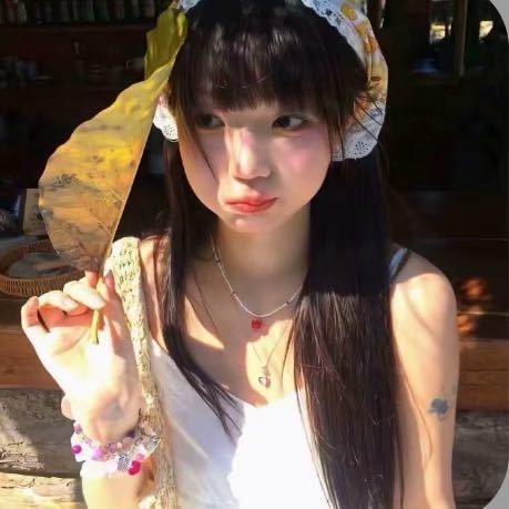 性感的母蟑螂…
