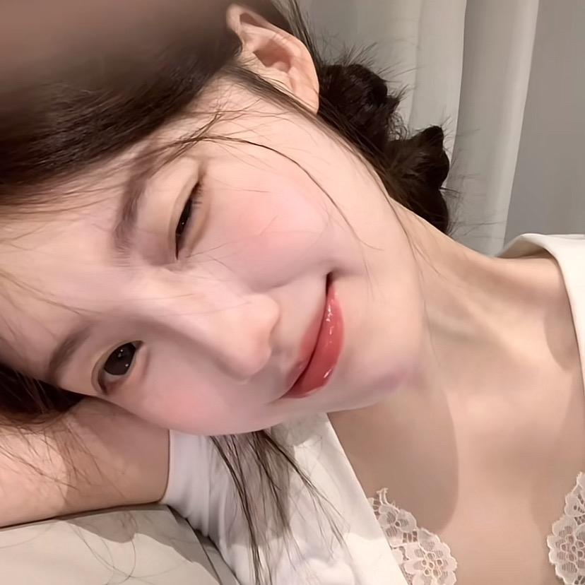 爱吃草莓莓🍓