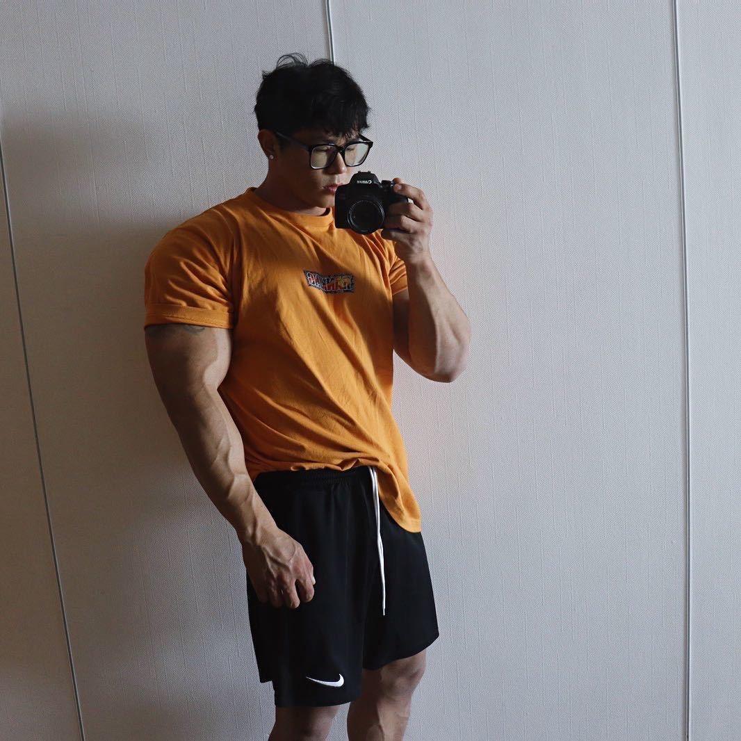 Johnny陈老湿