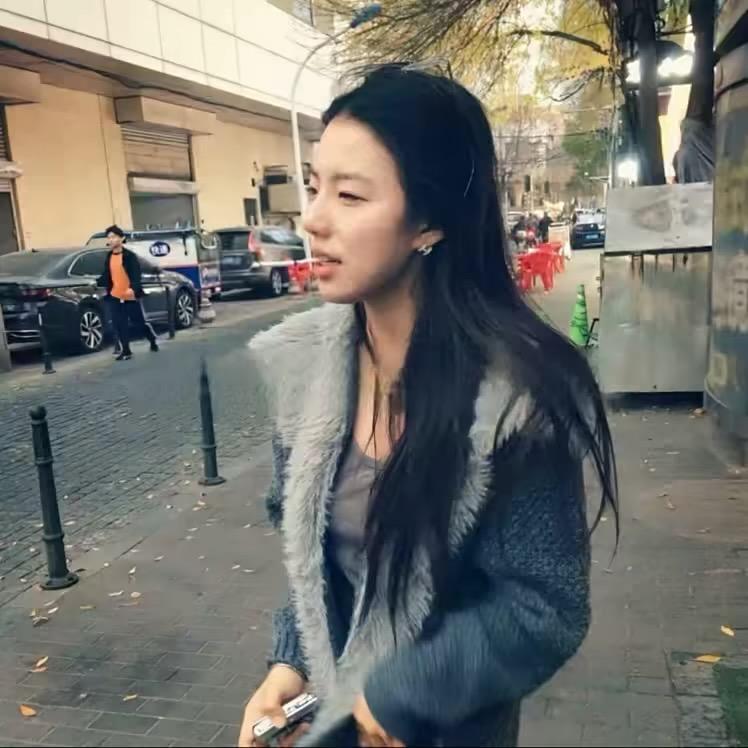 小y