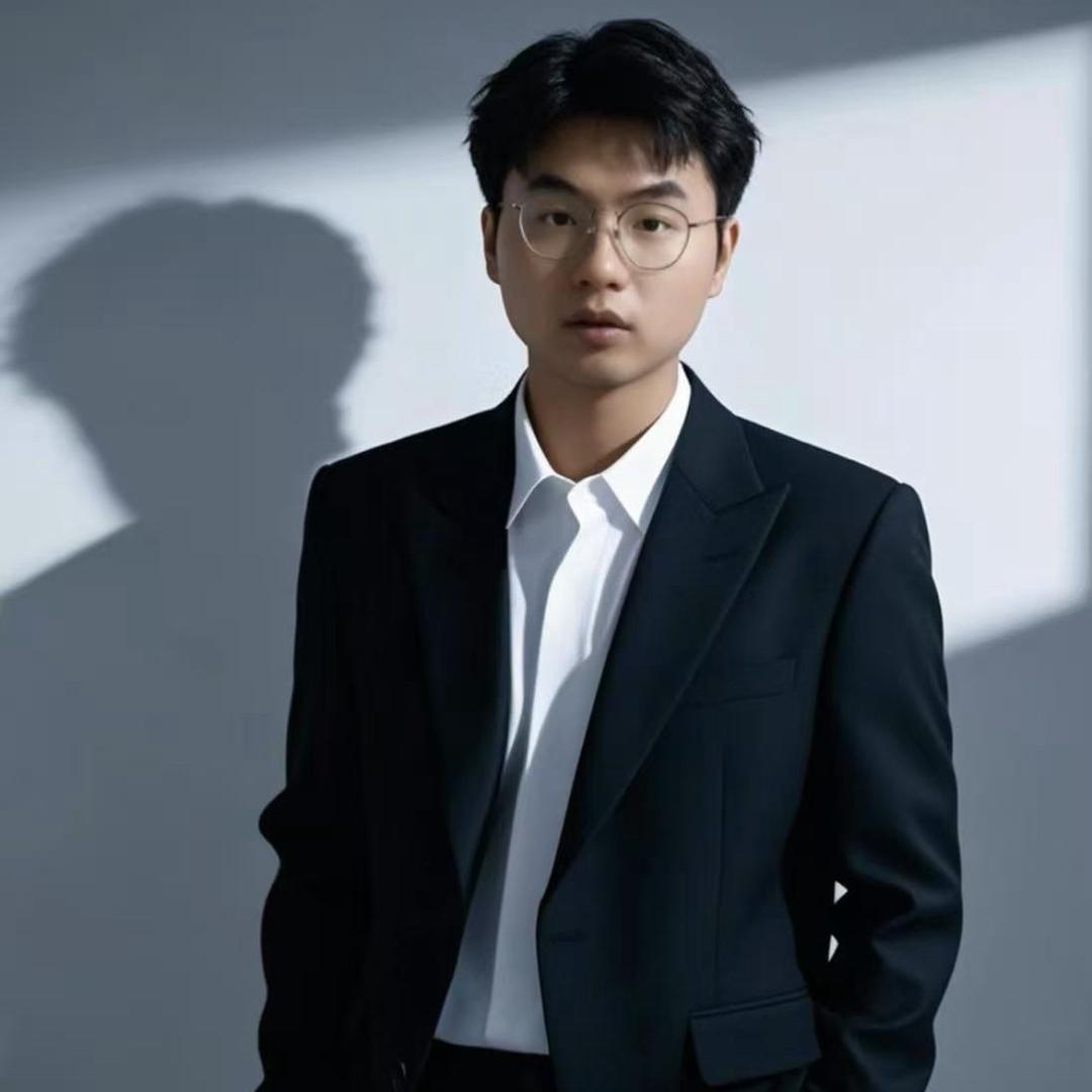 武汉做金融的曹百万