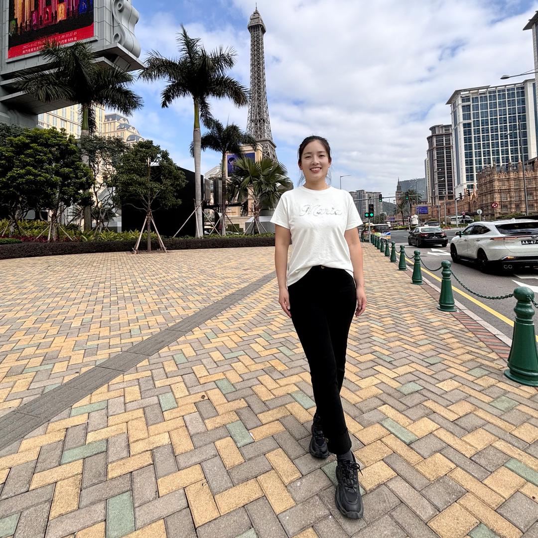 周姑娘〔成武木林森照明 智能无主灯💡〕