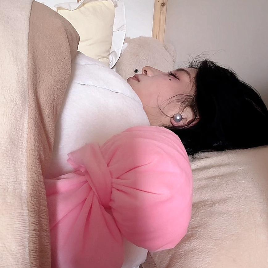 萋萋