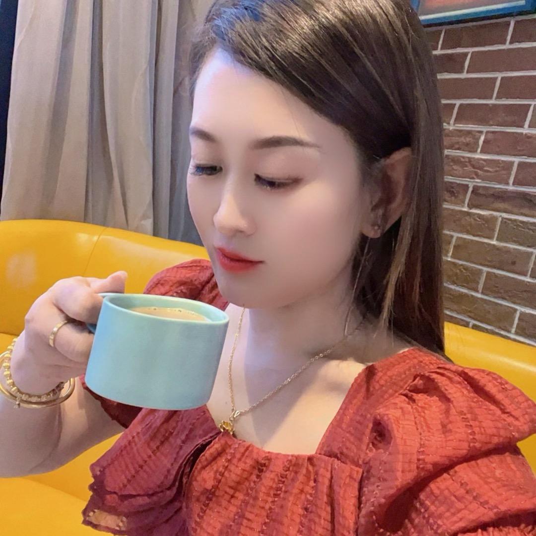 📸不吃香菜的小姐姐💫
