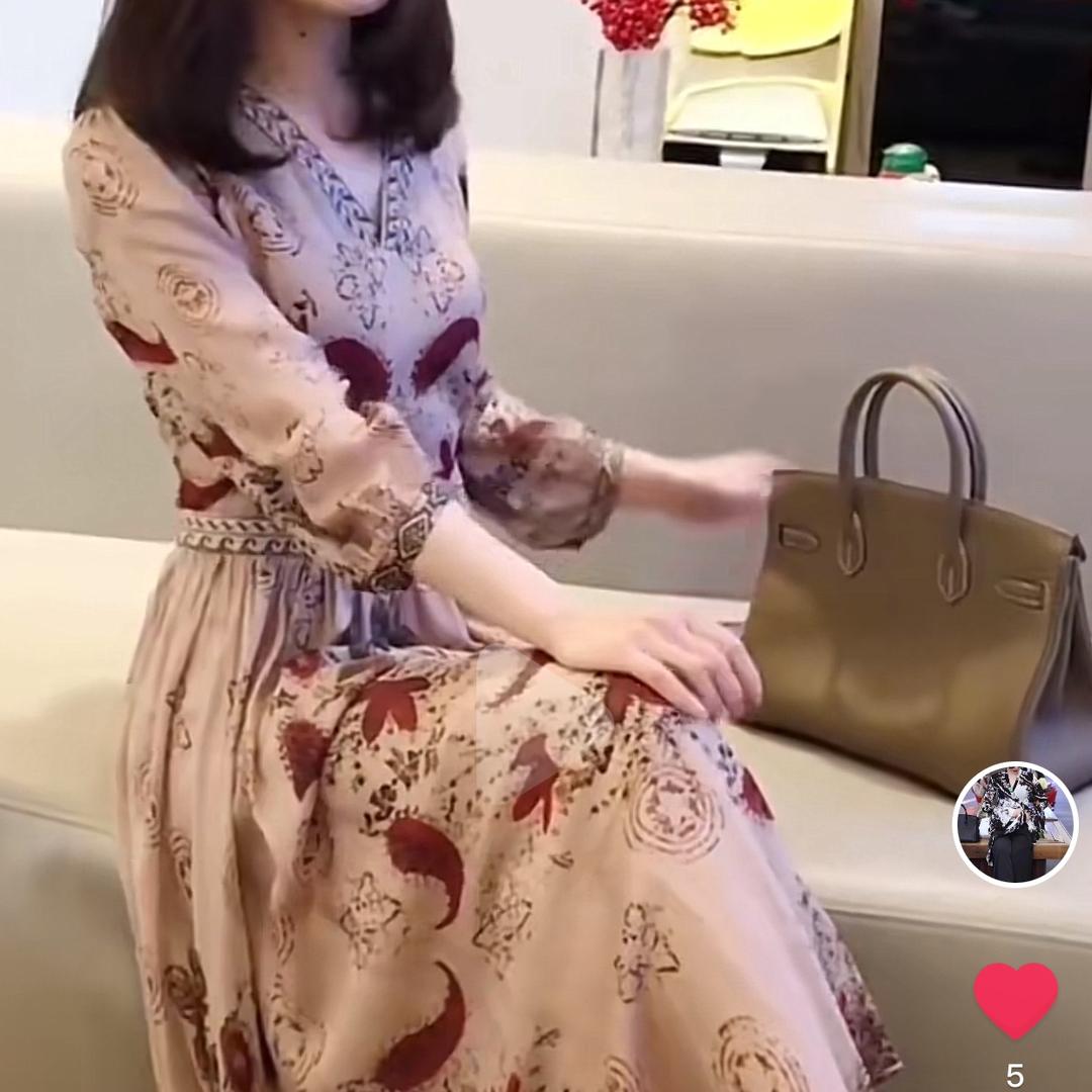 姿魅商贸行