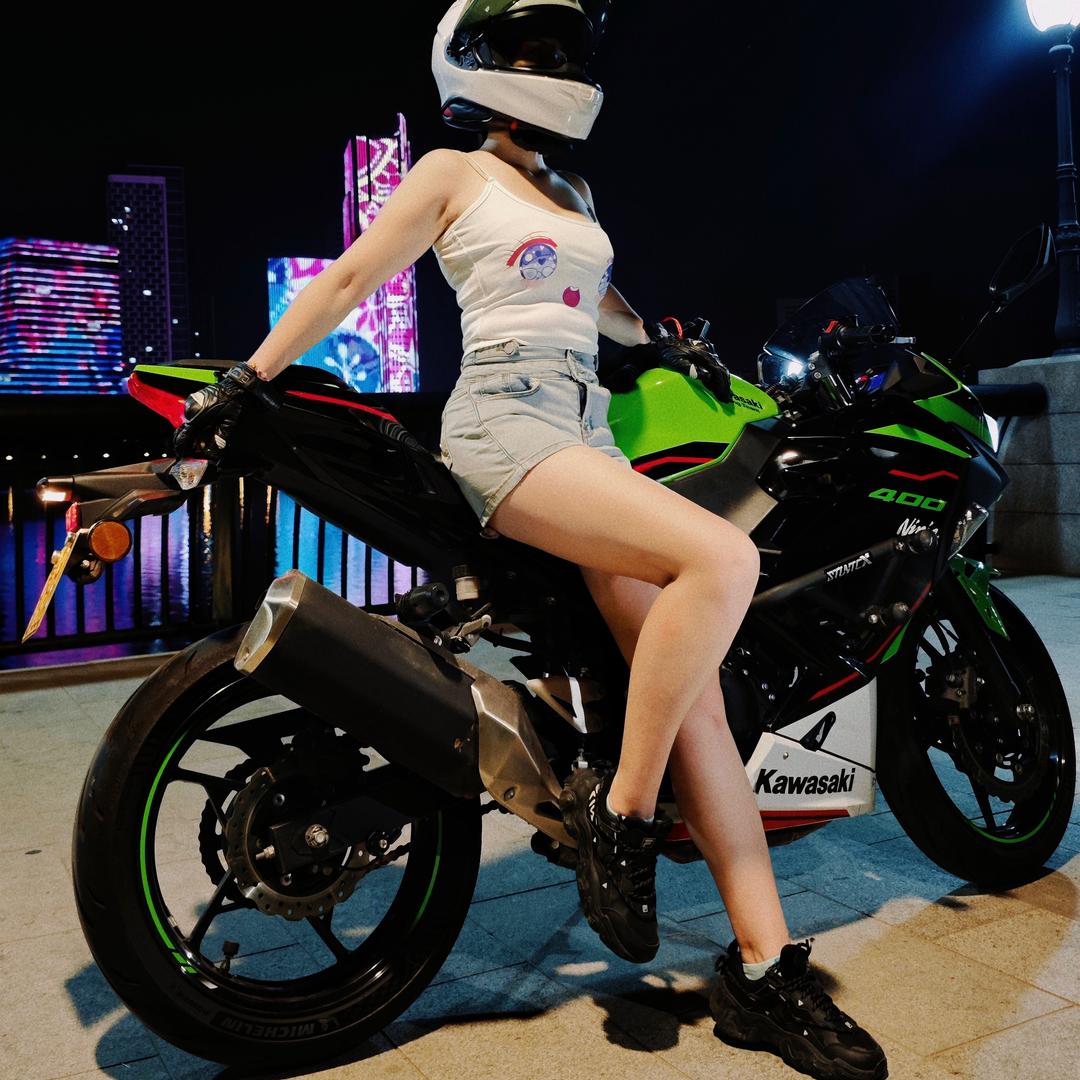 机车小趴菜