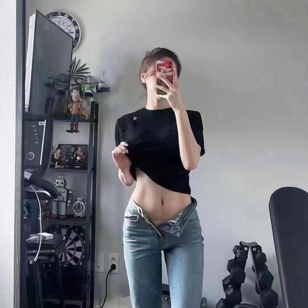 Liu 芳