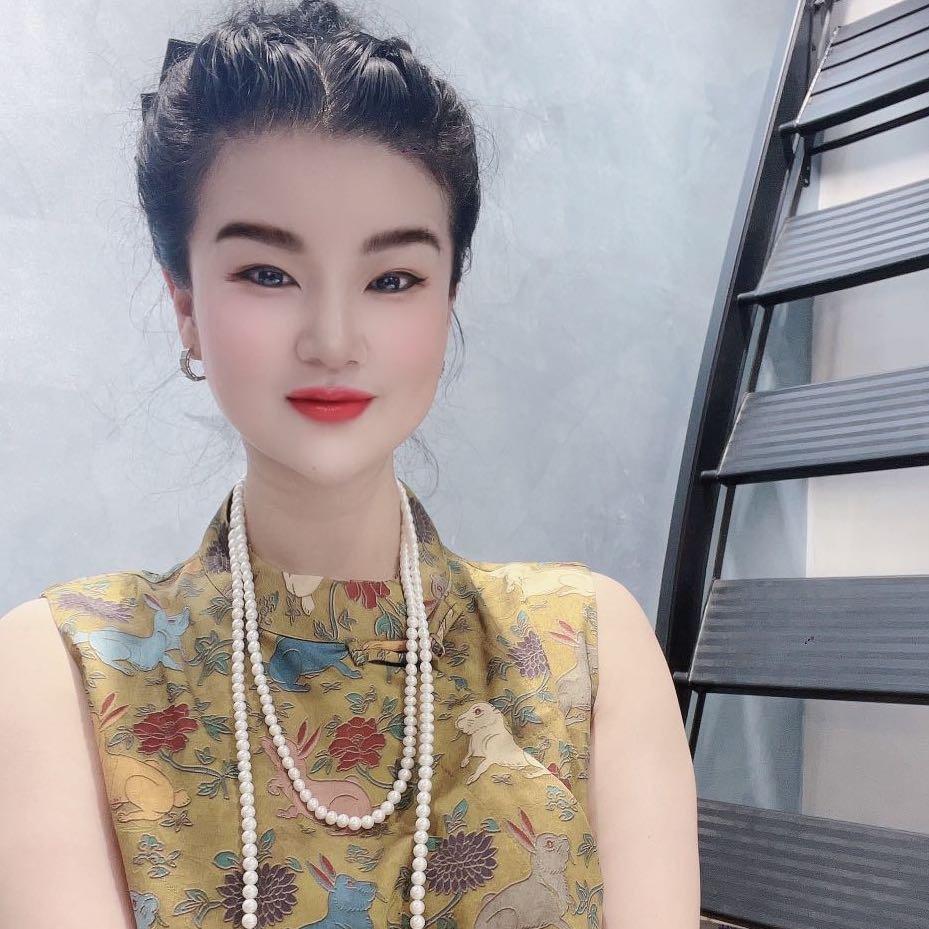 瑞丽坊欧韩女装