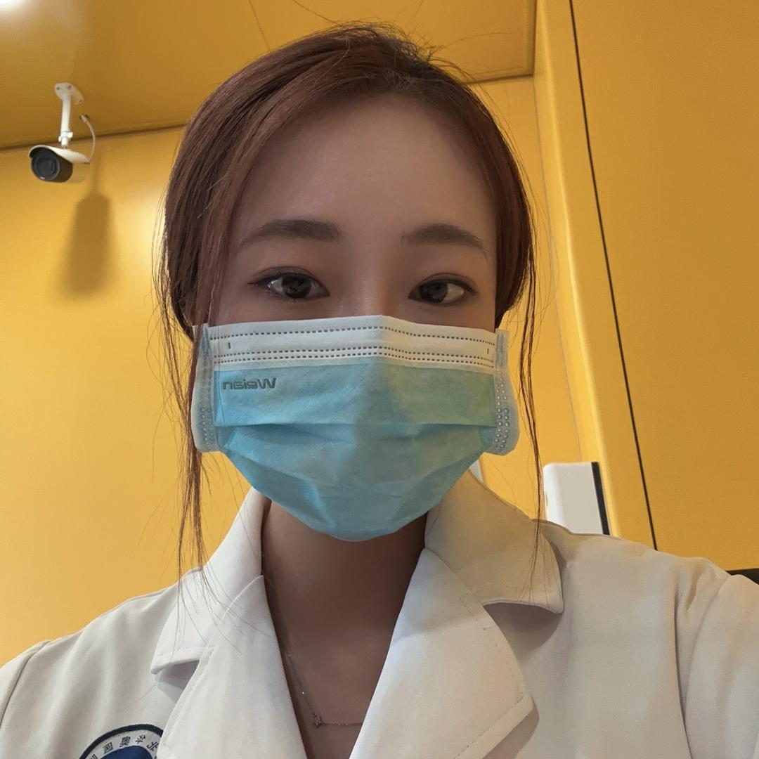 刘小桃桃桃🍑
