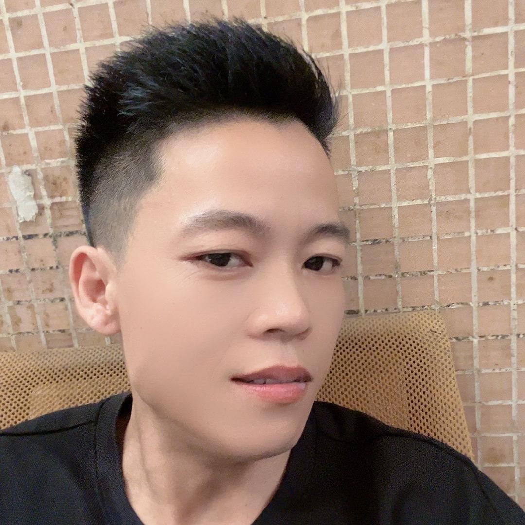 陆君宏🐅⁶¹¹